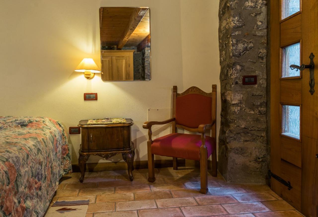 Castello Di Zorzino Iseo Lake Riva di Solto Exterior foto